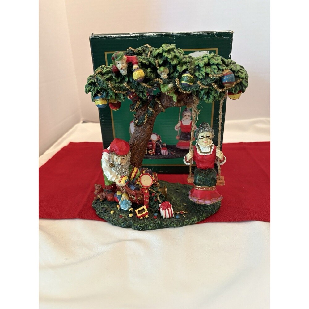 Vintage Cedar Creek Collection Mr. & Mrs. Claus Swinging Christmas